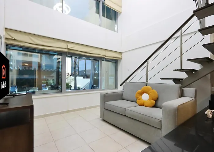 Livbnb-Convenient Loft Type 1B, Dubai Sports City