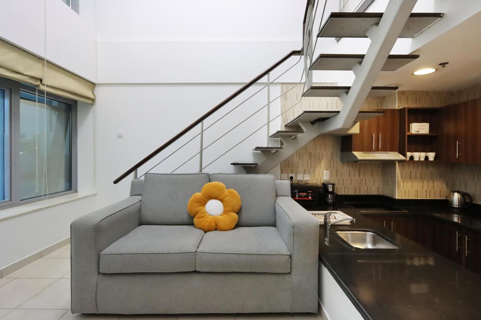 Livbnb-convenient Loft Type 1b, Sports Apartment